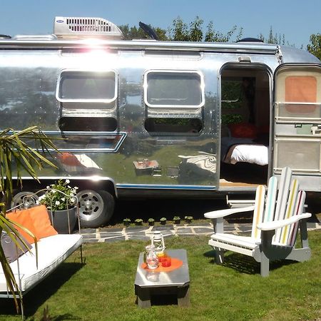Caravane Airstream Americaine 1976 Bed & Breakfast Les Sorinières Екстериор снимка